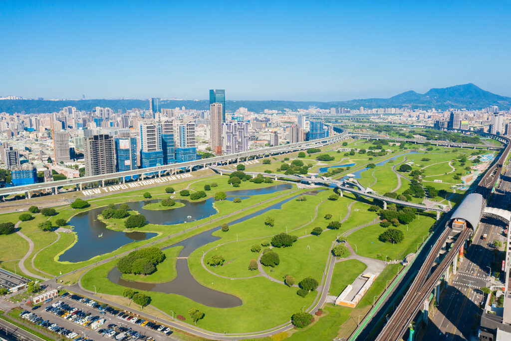 2 4 1 新北大都會公園